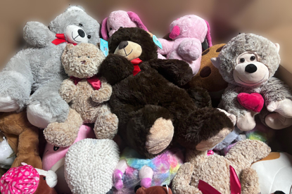 Picture of PALLET OF STUFFED TOYS